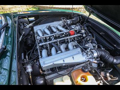 Aston Martin+V8 Volante